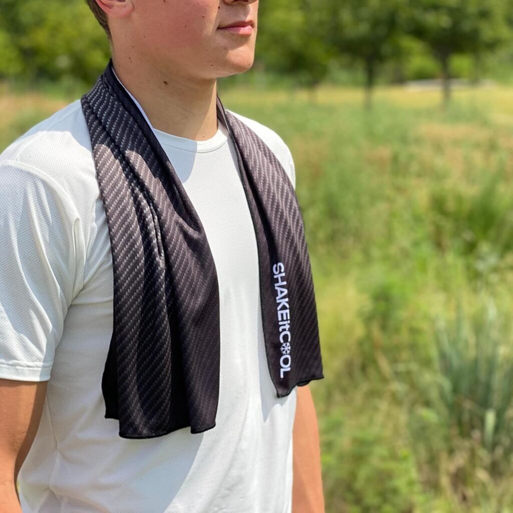 SHAKEitCOOL Extended Size Cooling Towel
